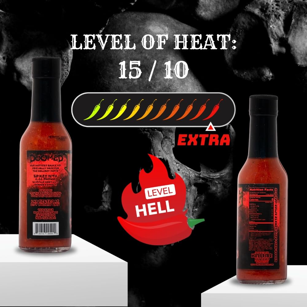Hell Fire aplicando salsa en tacos para realzar sabor picante y visual apetitoso