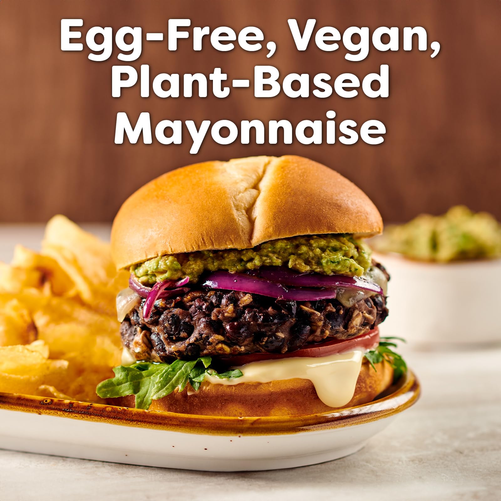 Hellmann's en plato servido en restaurante para clientes veganos