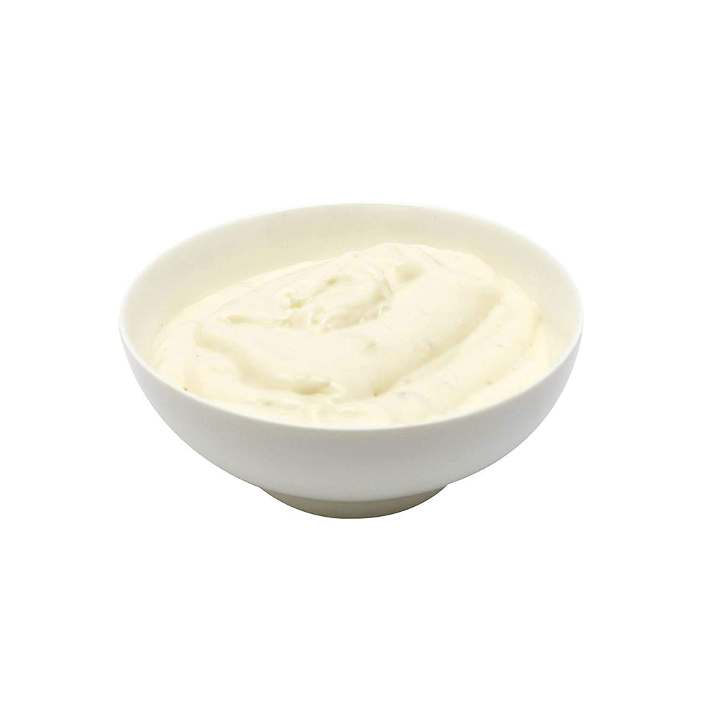 Hellmann's ensalada emplatada en restaurante, consistencia que realza platillos