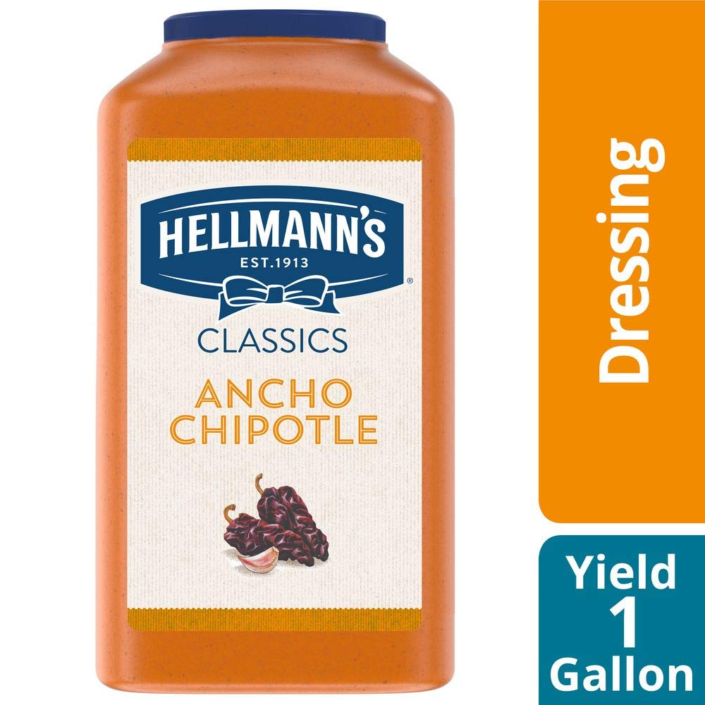 HELLMANN'S salsa servida como dip junto a alitas para mejorar sabor del aperitivo