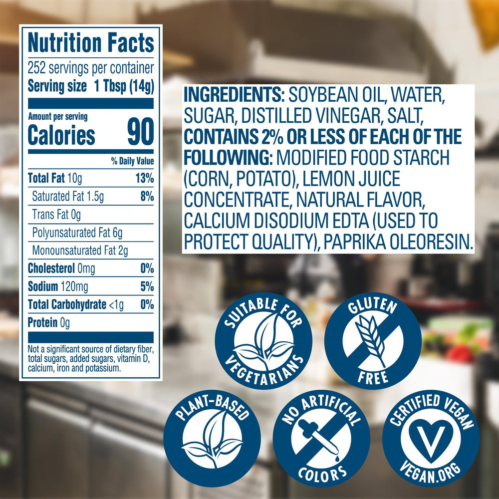 Hellmann's detalle de textura cremosa ofreciendo buena untabilidad