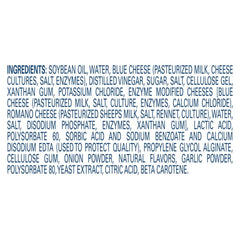 Hellmann's vertiendo aderezo sobre ensalada, mejora cobertura y presentación
