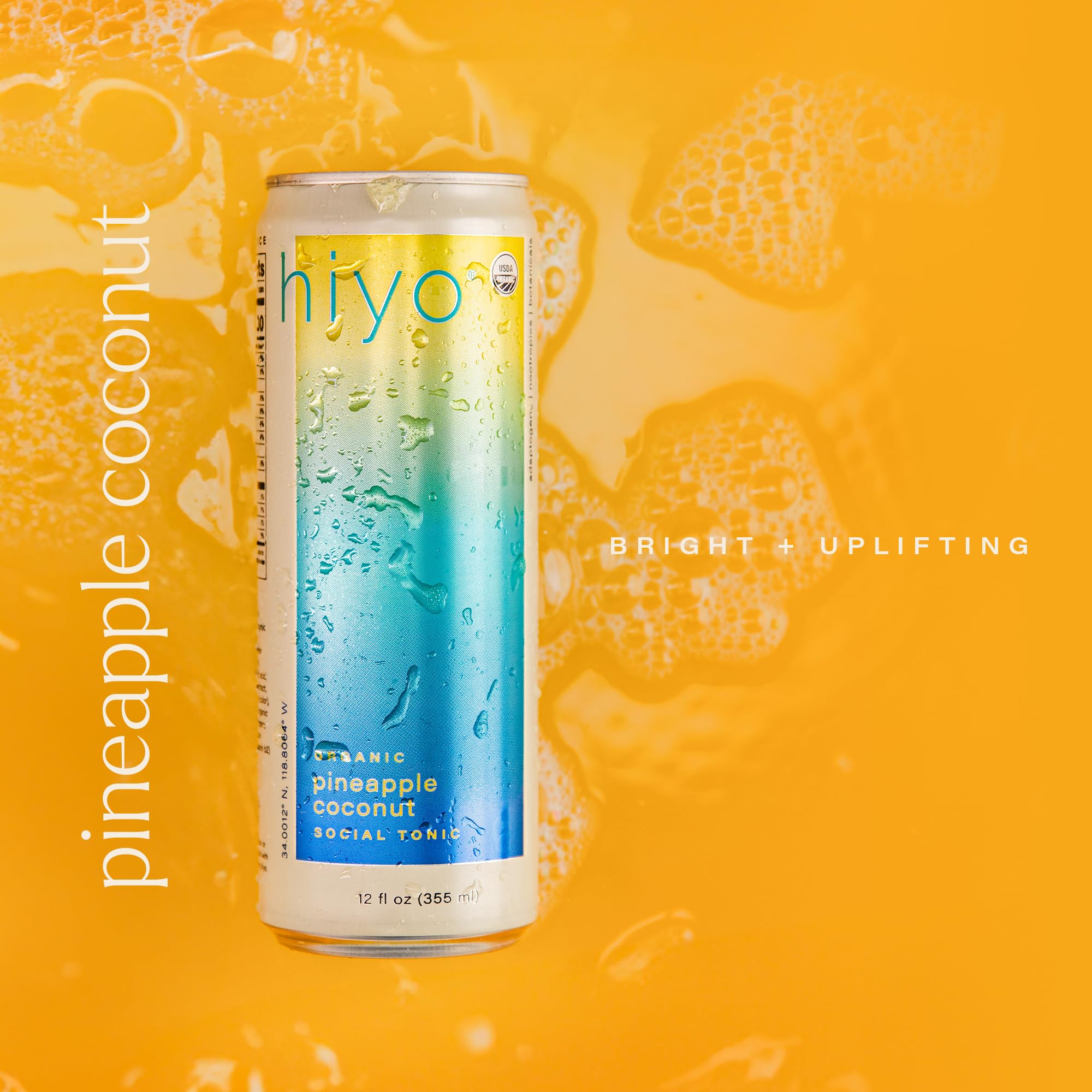 HIYO lata abierta con efervescencia que sugiere sabor tropical y refresco