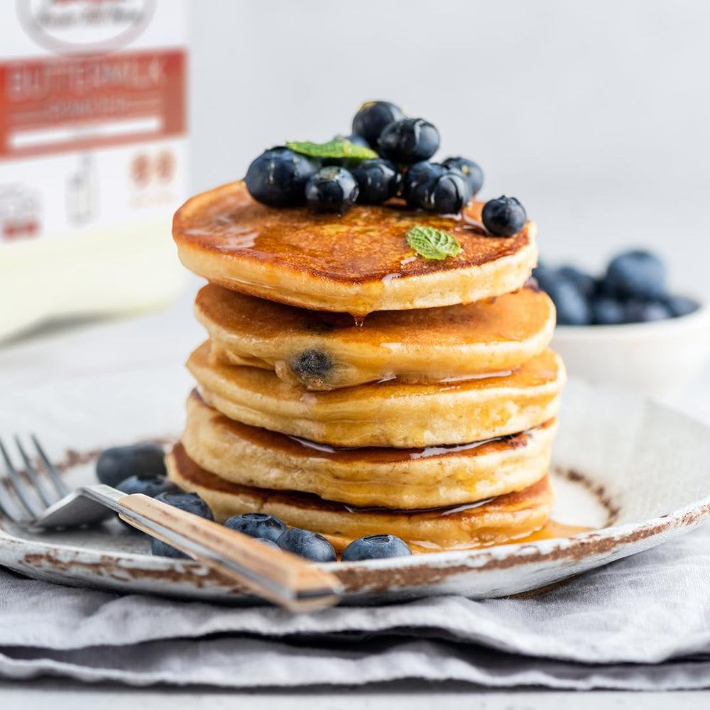 Hoosier Hill Farm pancakes dorados hechos con el polvo, resultado esponjoso