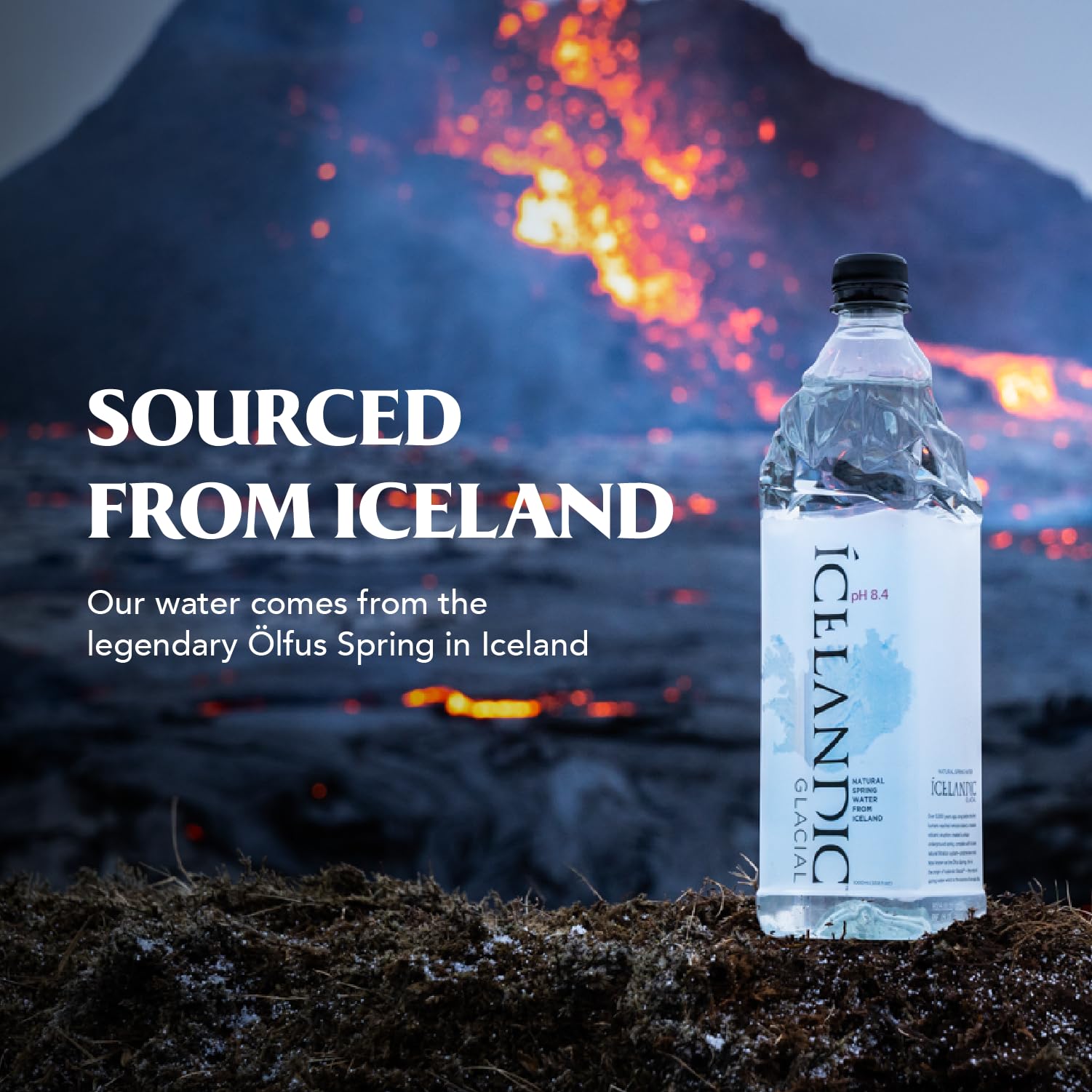 Icelandic Glacial botella 750 mL sobre mesa junto a comida para acompañar bebidas