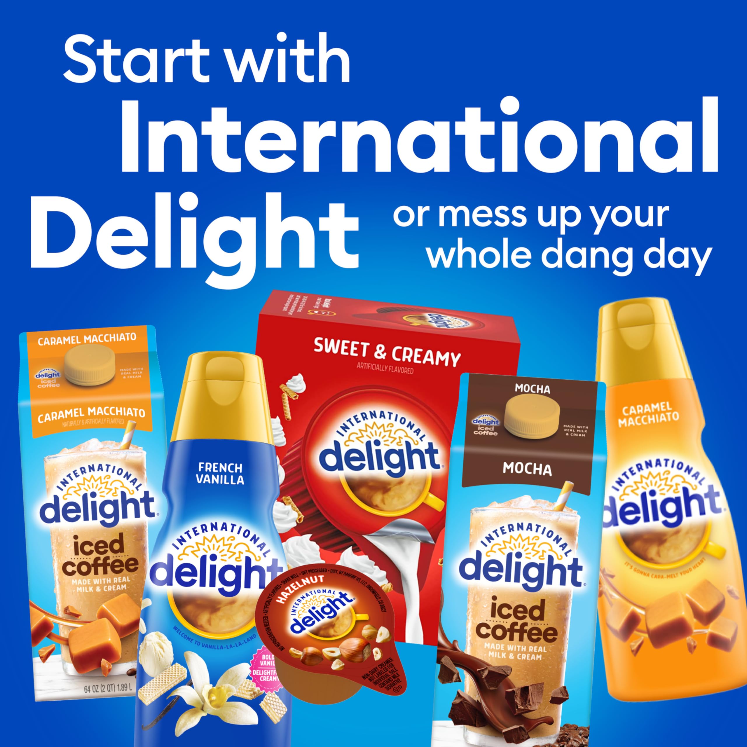 International Delight cápsula en mano para comparar tamaño y control de porción