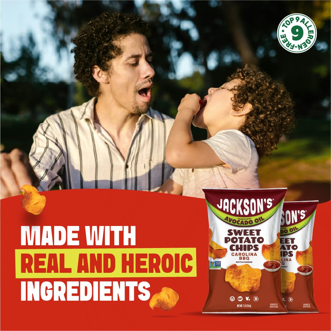 Jackson's chips de batata agregadas a una ensalada para contraste