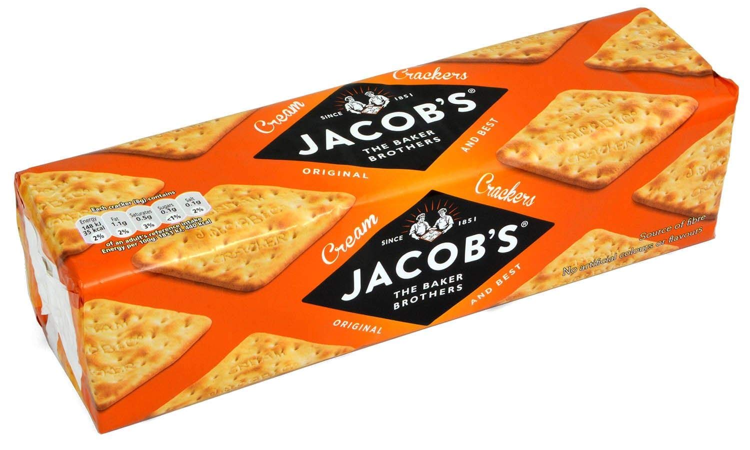 Jacob's imagen frontal del paquete mostrando galletas crujientes lista para acompañar