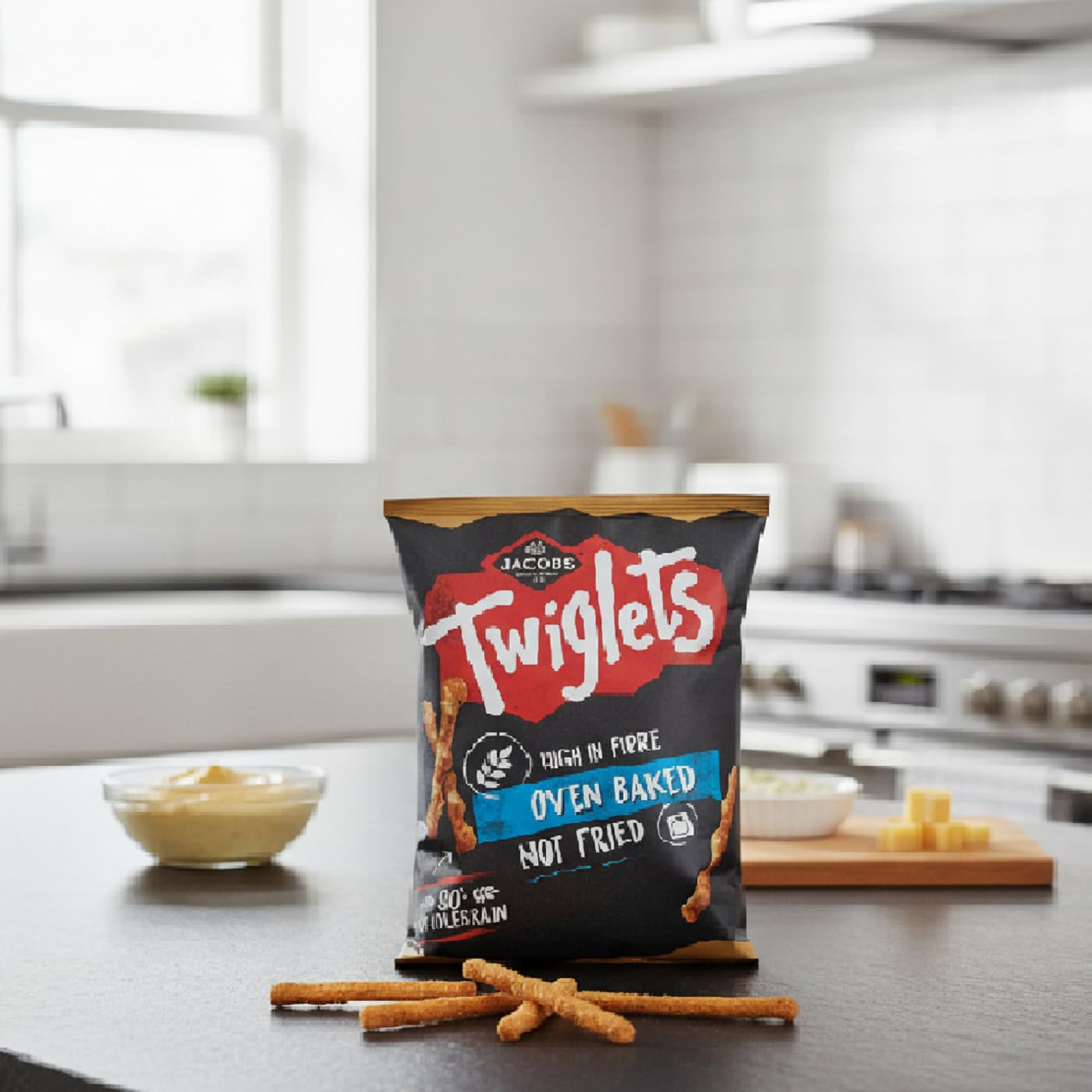 Jacobs Twiglets junto a quesos y dips para combinar en tabla