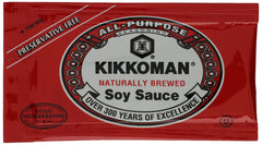 Kikkoman sobres frontales mostrando paquete y porciones fáciles de usar