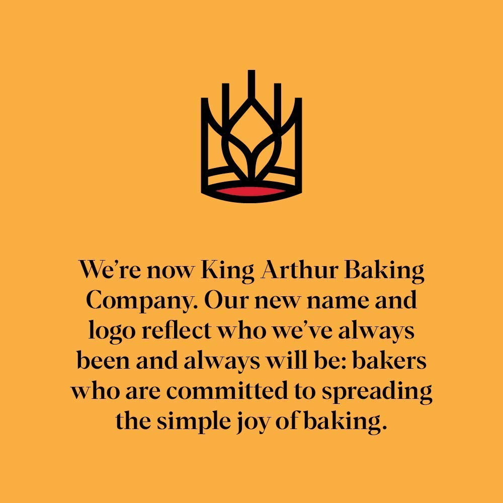 King Arthur ingredientes medidos en cuencos listos para mezclar