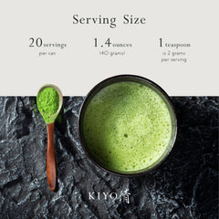 Kiyo Matcha taza con espuma densa y color verde brillante