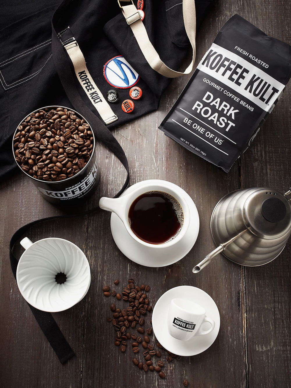 Koffee Kult granos en molino casero para molienda óptima y sabor
