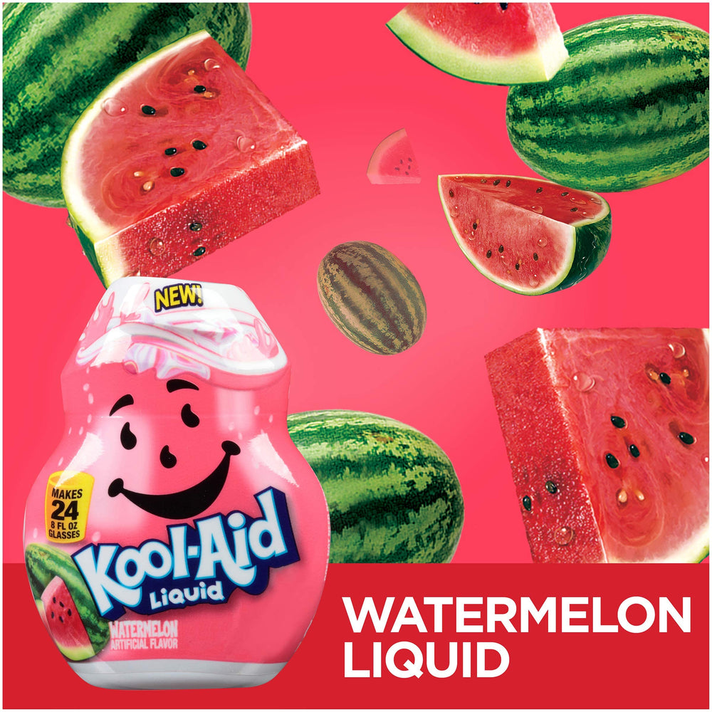 Kool-Aid servido en vaso con hielo mostrando refresco instantáneo sin azúcar
