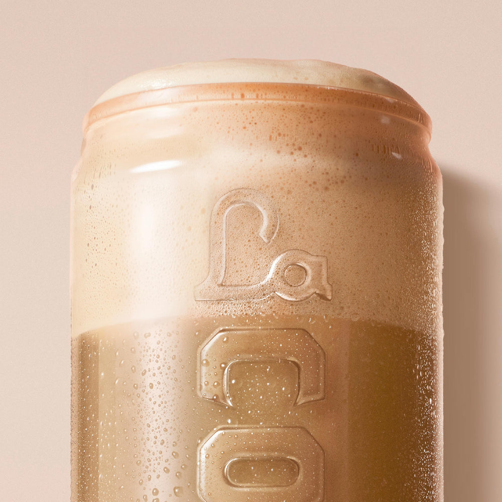 La Colombe detalle de cacao y galleta graham que sugiere sabor rico