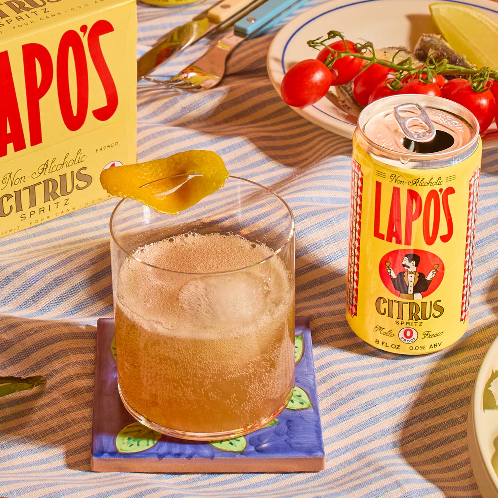 Lapo's pack de 4 latas en mesa, opción práctica para reuniones