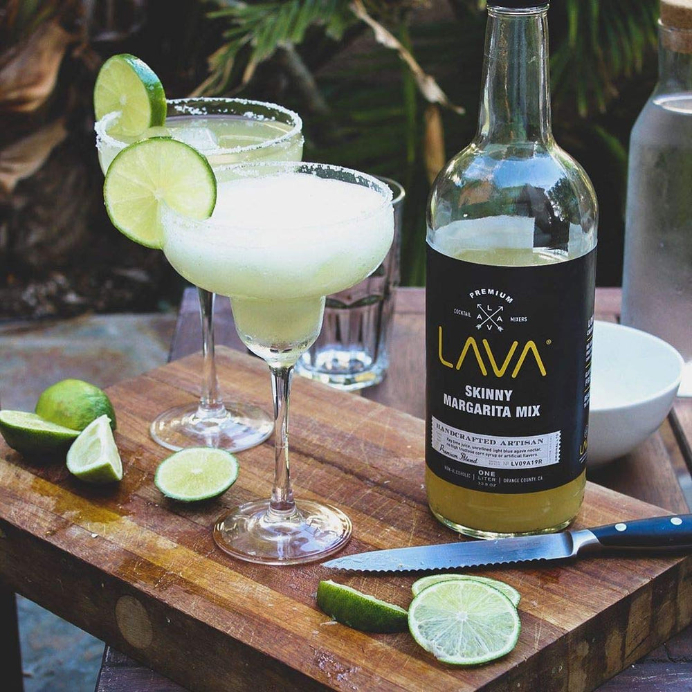 Ingredientes clave LAVA: agave azul y rodaja de key lime, sabor natural resaltado