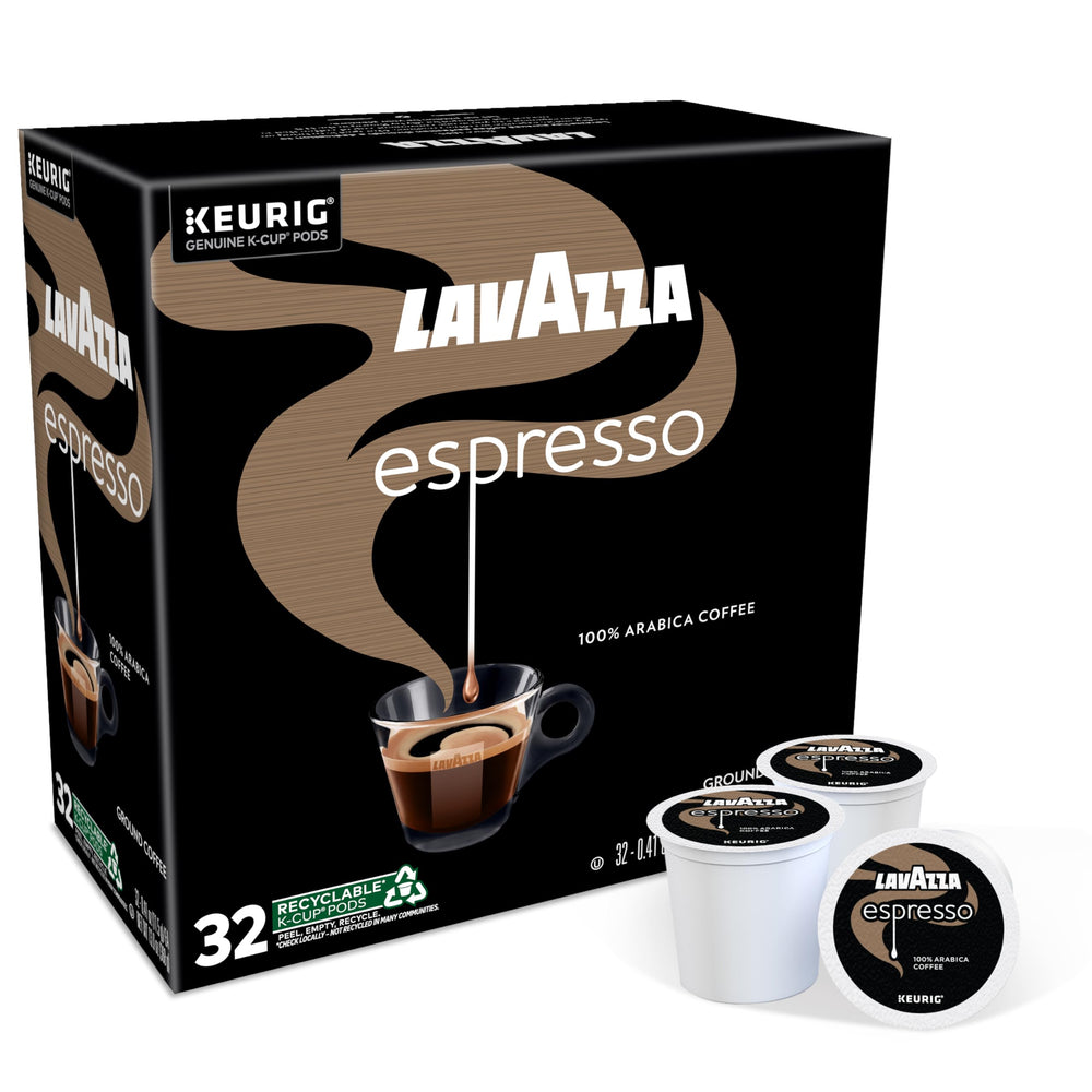 Lavazza cápsula junto a una regla para comparar tamaño y capacidad porcionada
