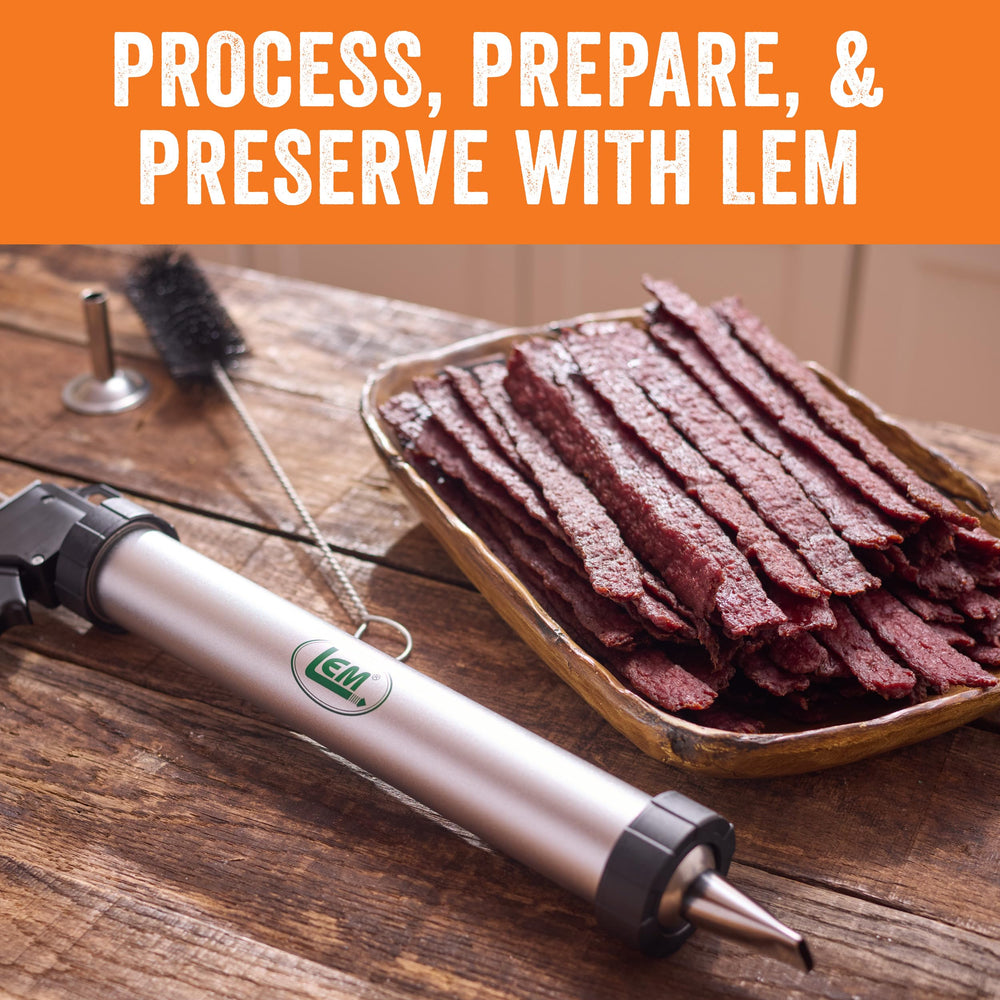 LEM escala comparativa mostrando 1,5 lb de carne dentro del barril para referencia