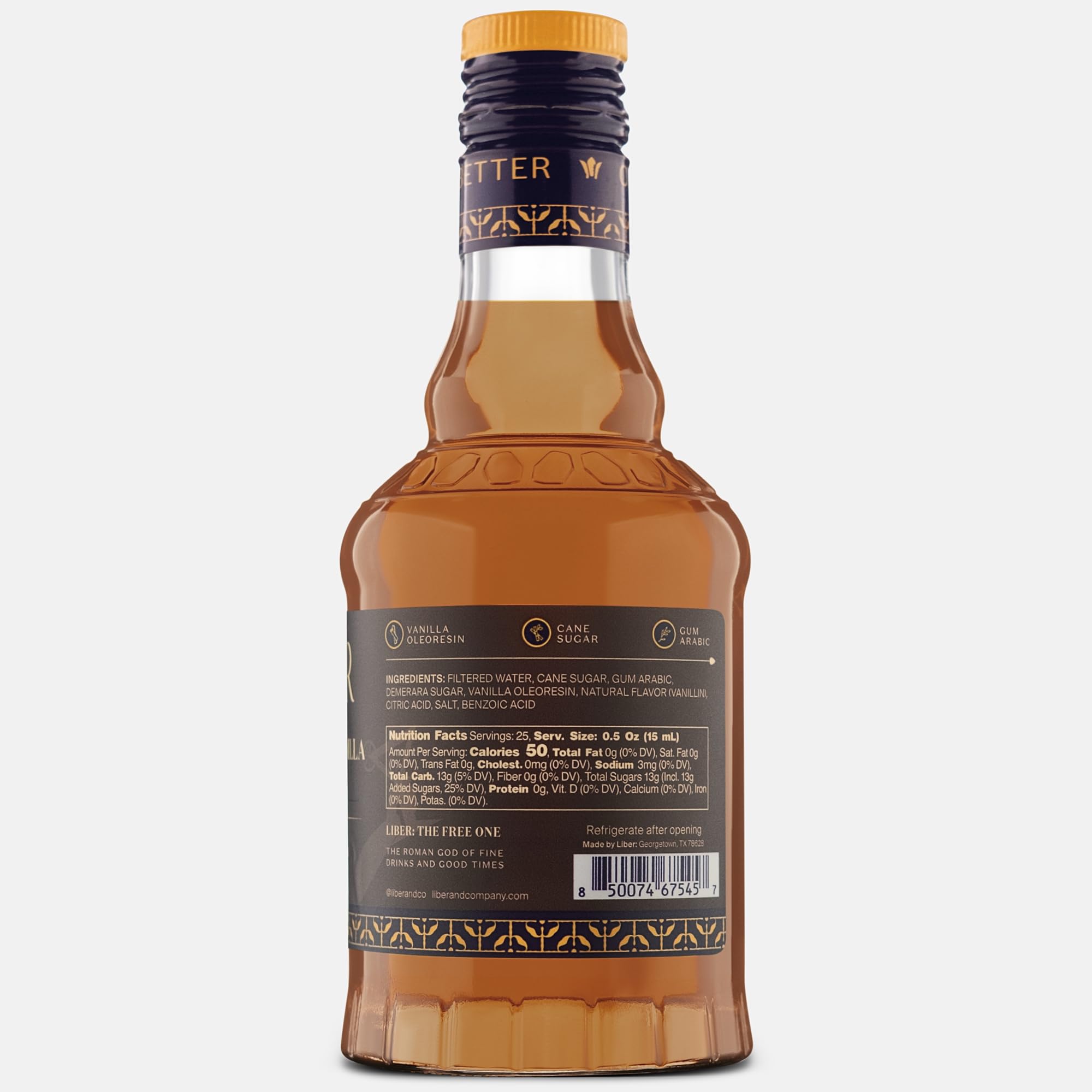 Liber & Co. botella en encimera de cocina, inspirando uso diario y coctelería casera