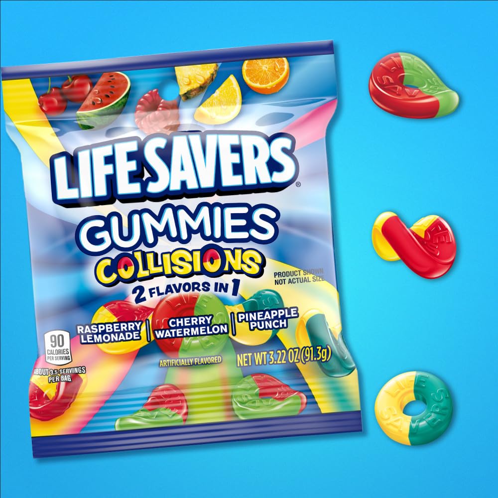 Life Savers gomitas en mano para comparar tamaño y porción