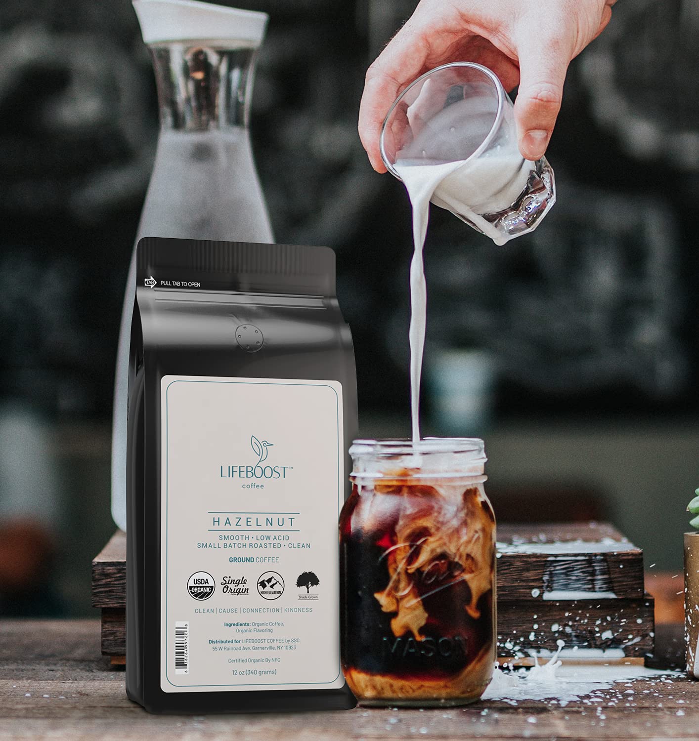 Lifeboost café en prensa francesa listo para servir, extracción uniforme