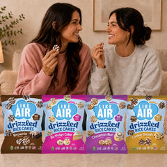 Like Air tortita en mano para comparar tamaño, fácil de llevar