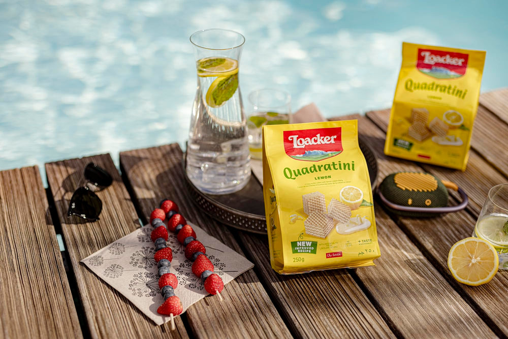 Loacker Quadratini Lemon usados como topping de postre, añaden crocancia y sabor