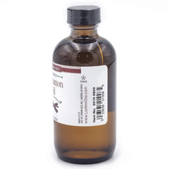 Usando LorAnn Cinnamon Oil en una manga pastelera para glaseado con sabor intenso