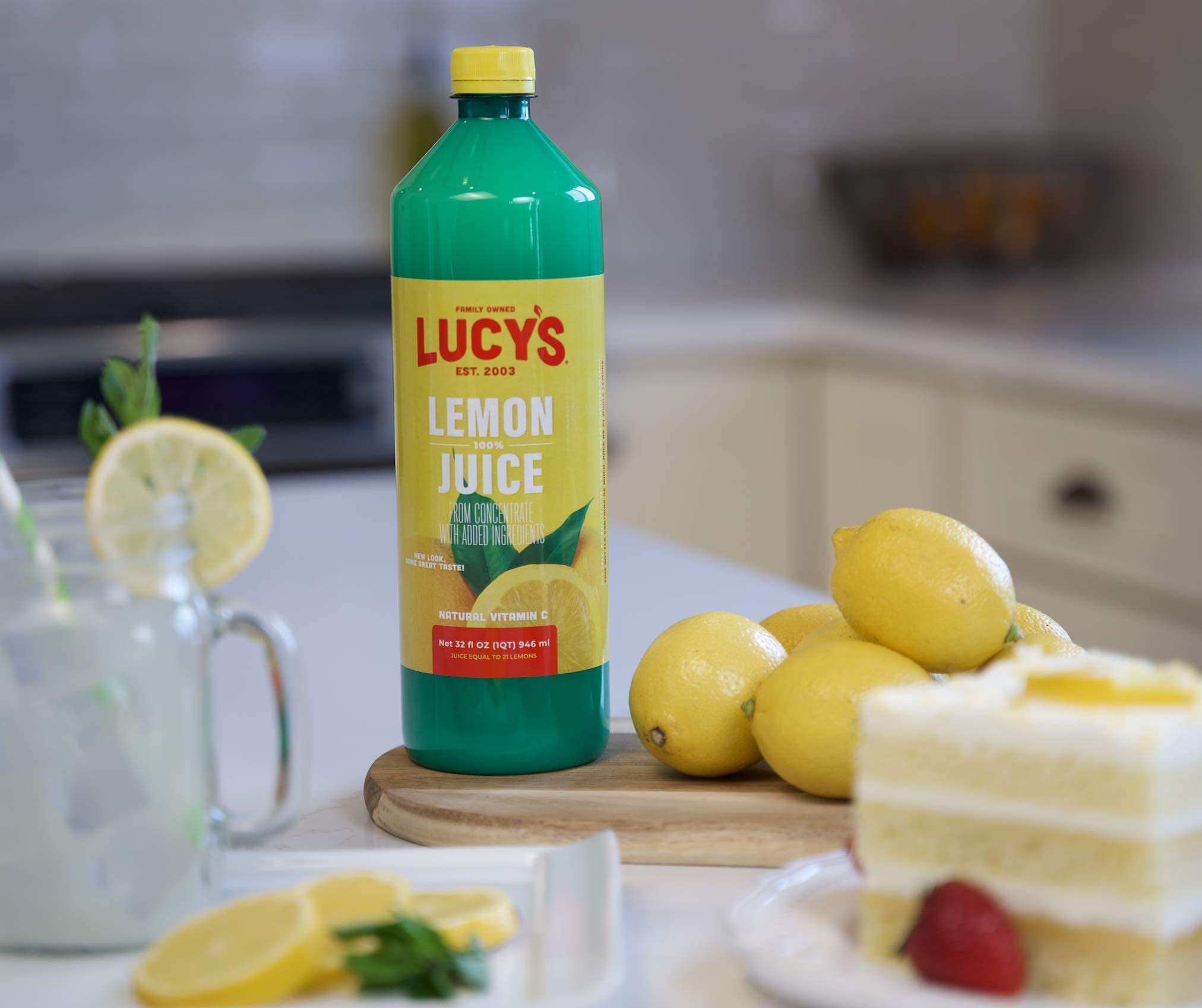 Lucy’s etiqueta en primer plano con ingredientes y legado familiar destacado