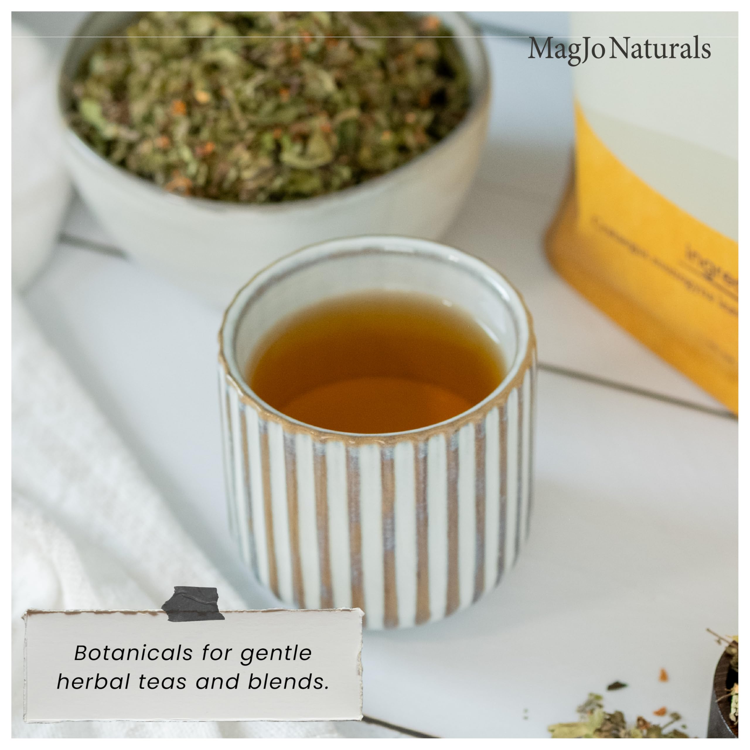 MagJo taza de té de espino servida, infusión clara y reconfortante