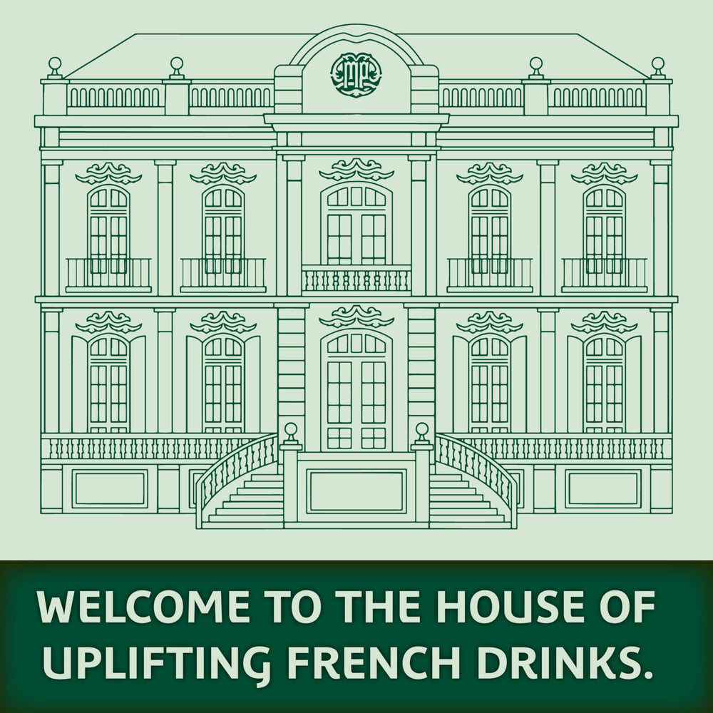 Maison Perrier botella en mano que muestra tamaño y facilidad de transporte