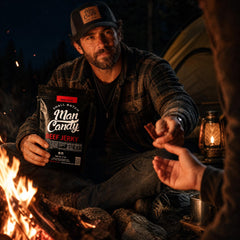 Man Candy bolsa resellable abierta conservando frescura en ruta
