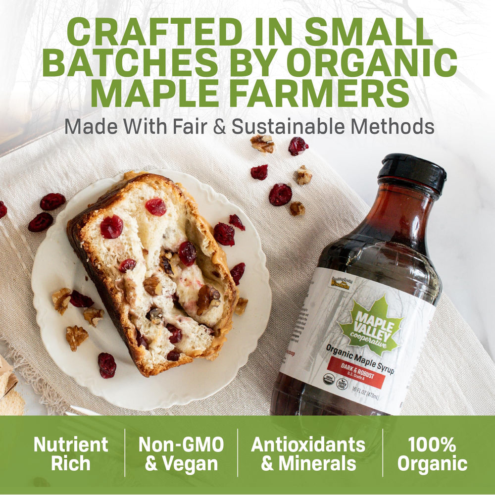 Maple Valley botella en mano para escala, demuestra tamaño práctico de 8oz