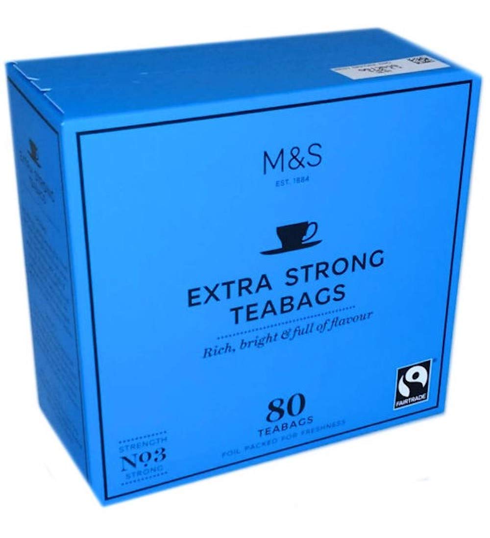 Marks & Spencer paquete frontal mostrando 3 envases, conserva aroma intenso