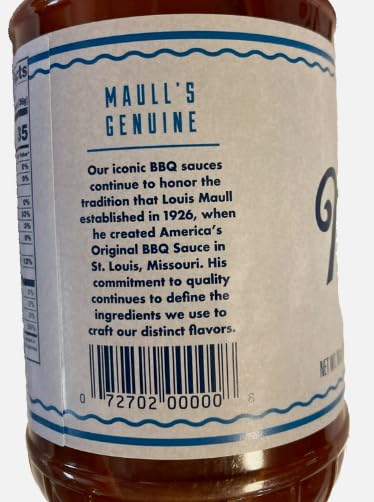 Maull's salsa aplicada en costillas a la parrilla realza el sabor