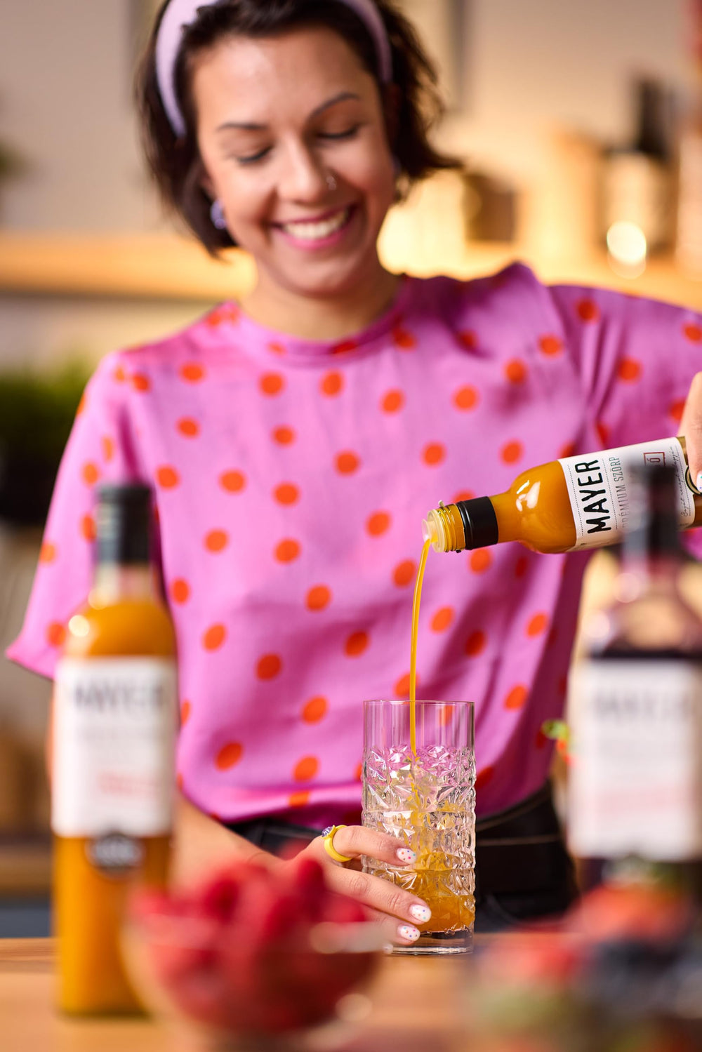 Mayer Passion Fruit Syrup escenas de elaboración artesanal garantiza tradición