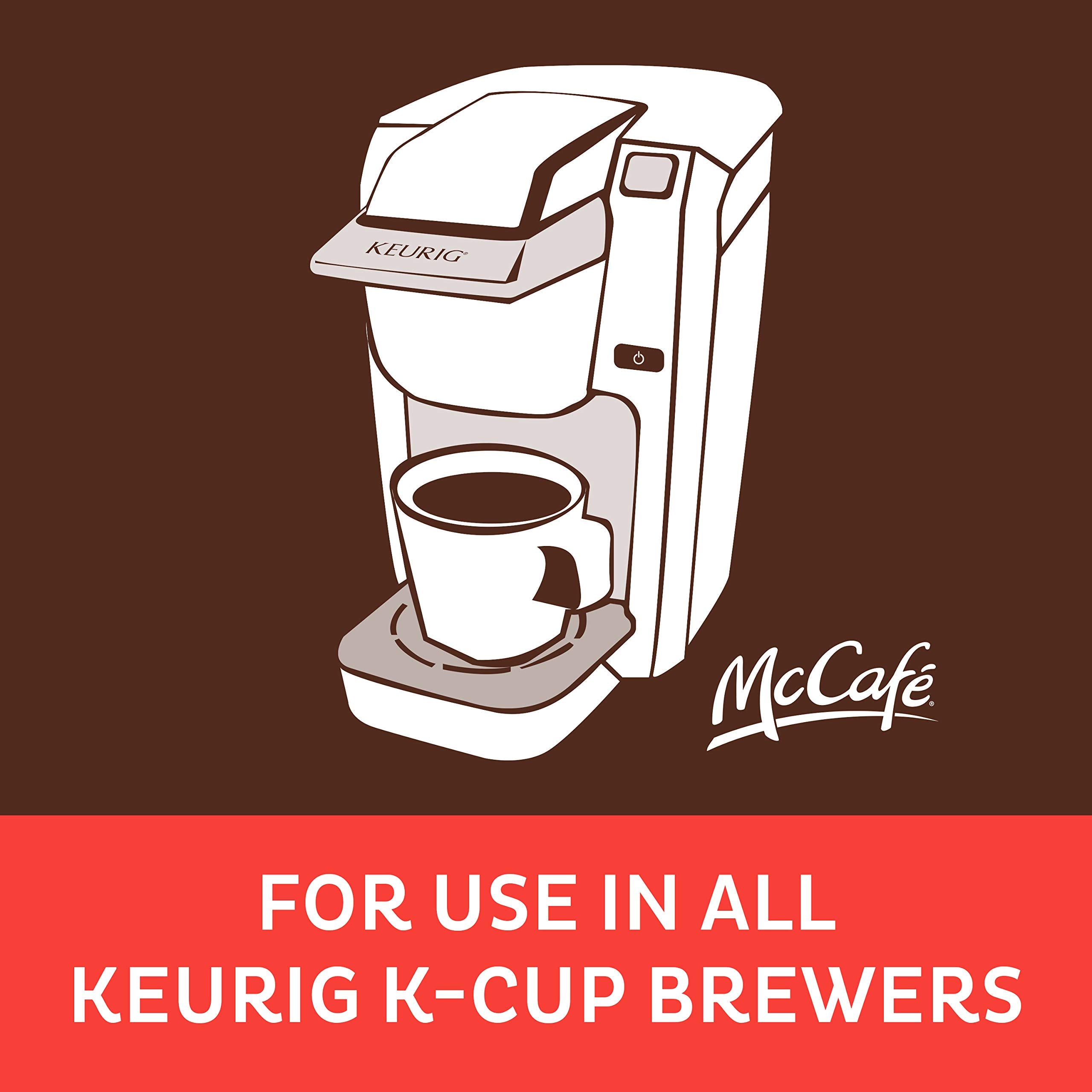 McCafe cápsulas en encimera de cocina para disfrutar en ambiente cotidiano