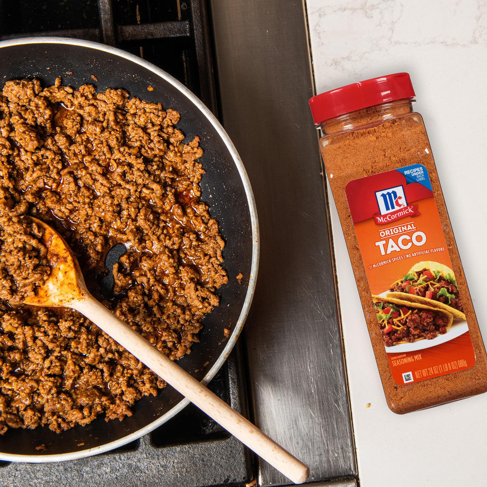 McCormick en cocina familiar demostrando uso fácil y rápido