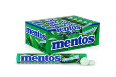 Mentos rollo frontal con empaque visible marca Mentos y gran portabilidad
