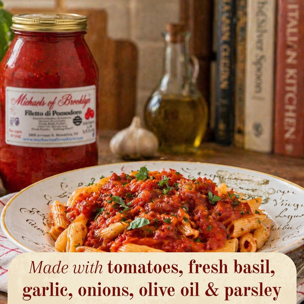 Michaels of Brooklyn salsa sobre rigatoni lista en minutos para servir
