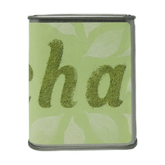 Mighty Leaf taza con espuma cremosa lista para servir y disfrutar
