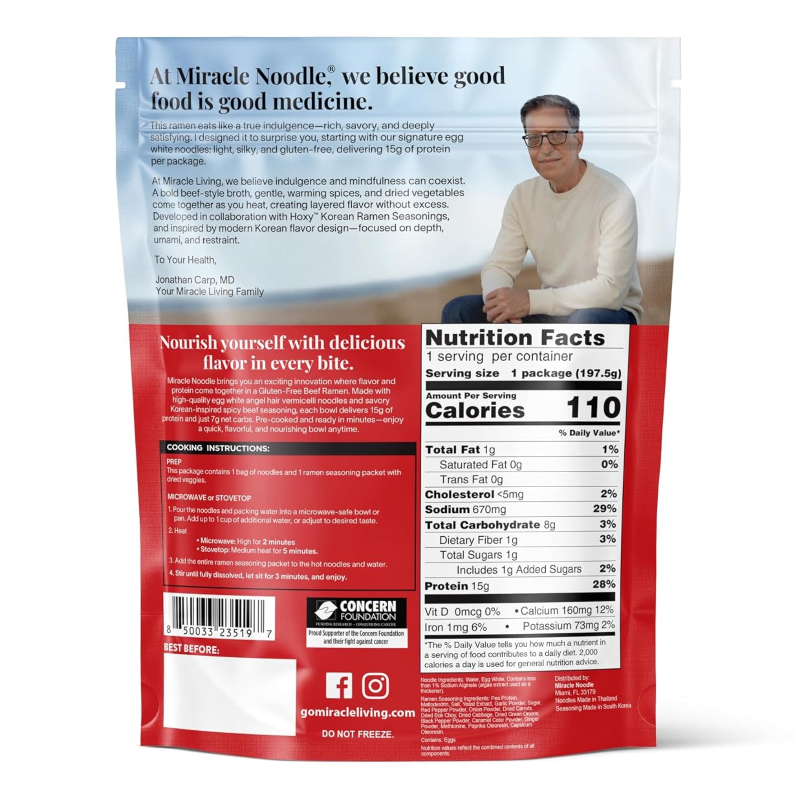 Miracle Noodle detalle de la textura de fideos de clara de huevo, apariencia firme