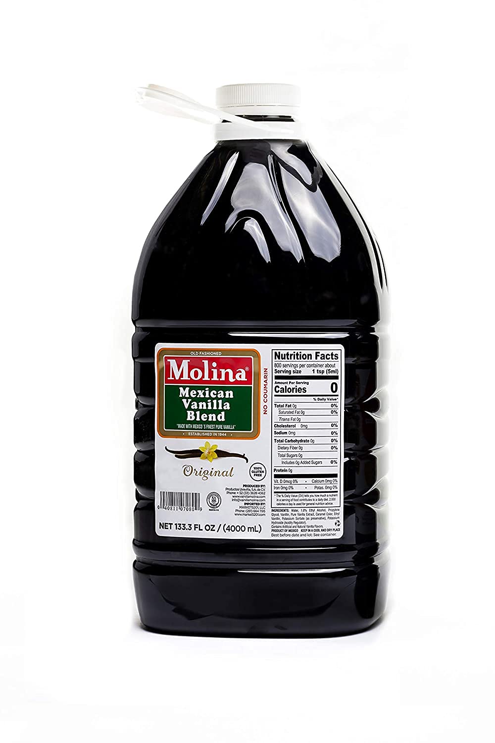 Molina botella frente con etiqueta clara, muestra profesional