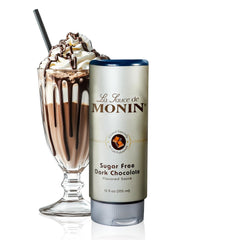 Monin botella frontal mostrando salsa chocolate sin azúcar y presentación tentadora