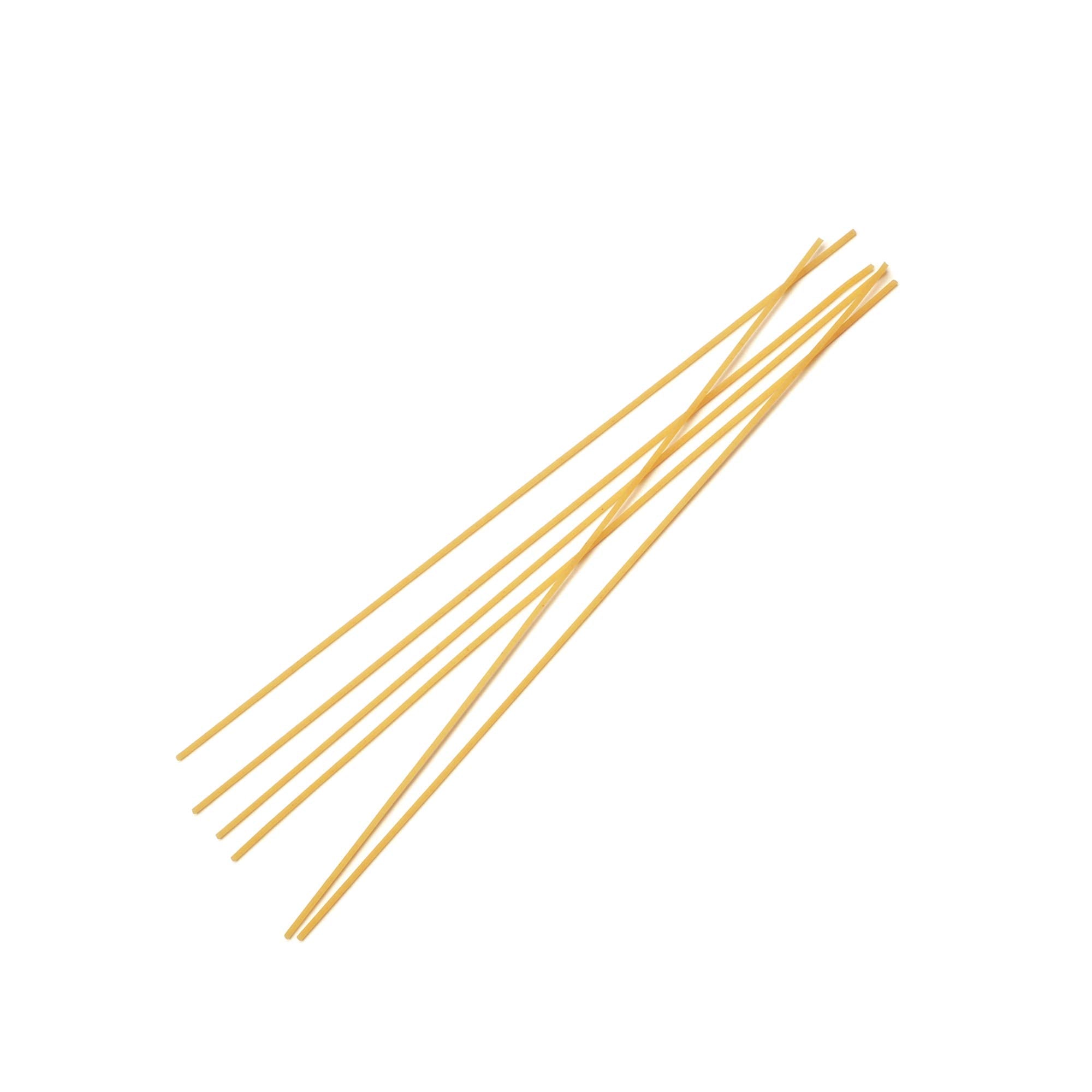 Plato servidos con spaghetti KAMUT® Monograno Felicetti realzando sabor y presentación