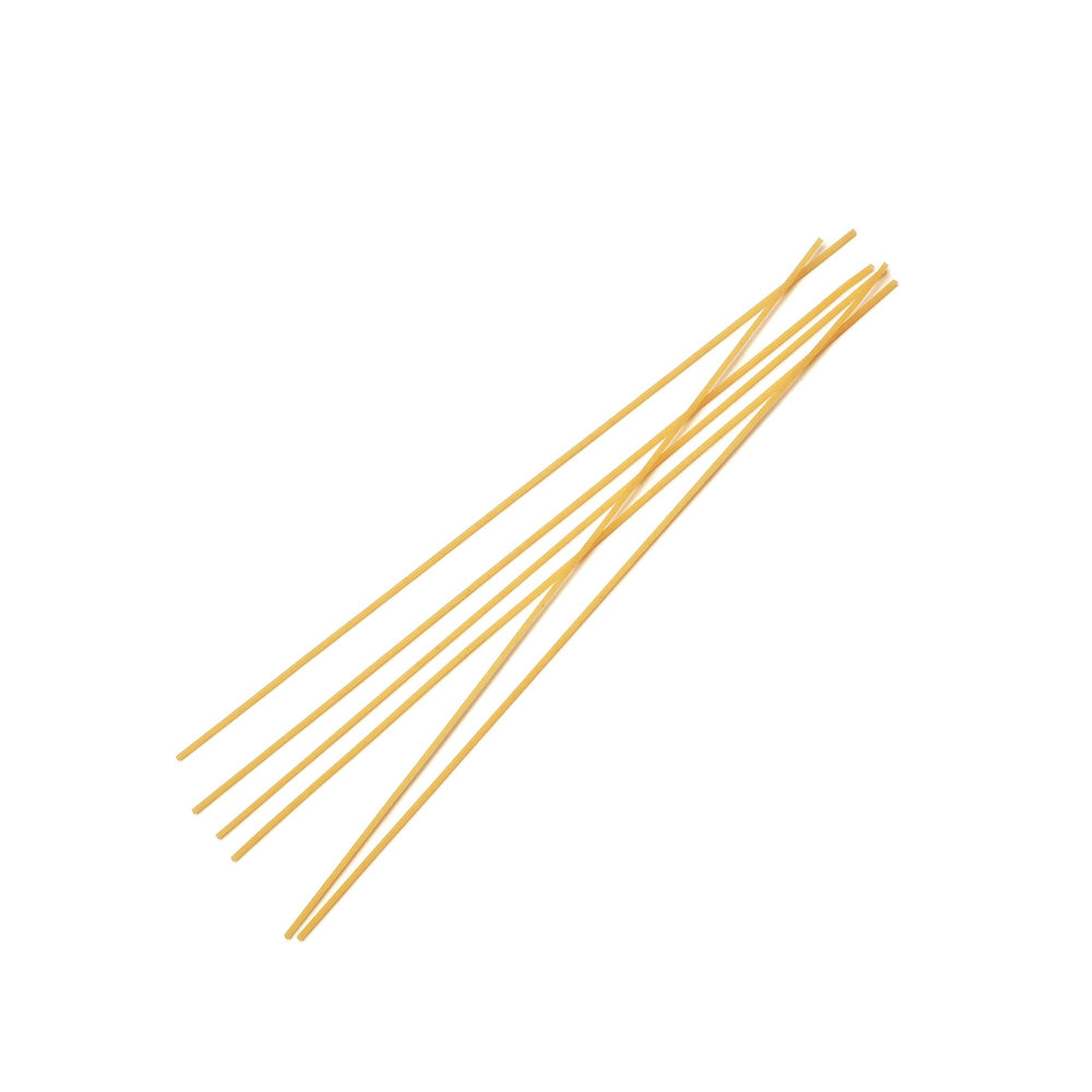 Plato servidos con spaghetti KAMUT® Monograno Felicetti realzando sabor y presentación