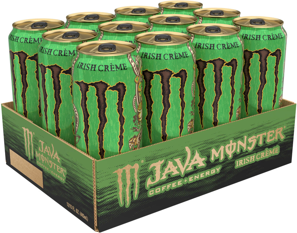 Persona sosteniendo Monster Java Irish Crème para ilustrar uso y conveniencia
