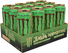 Persona sosteniendo Monster Java Irish Crème para ilustrar uso y conveniencia