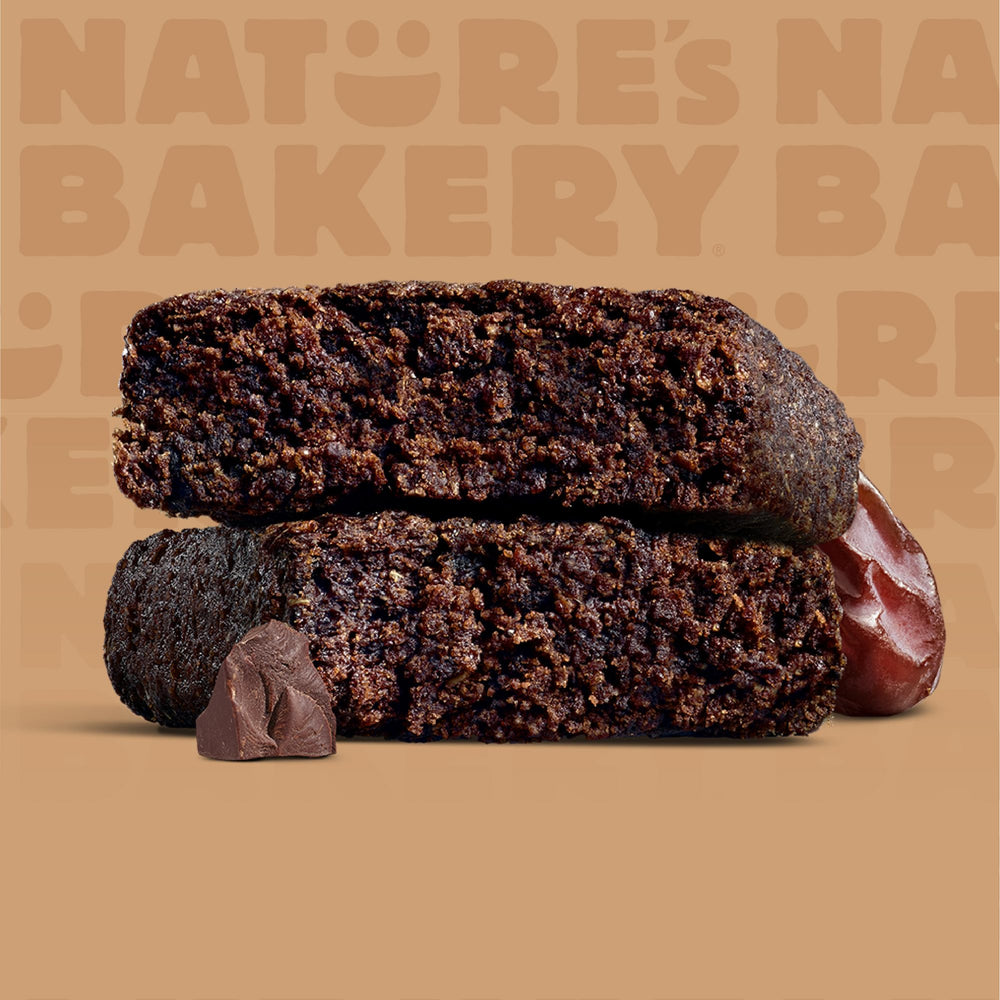 Nature's Bakery comparación de tamaño junto a una regla para escala